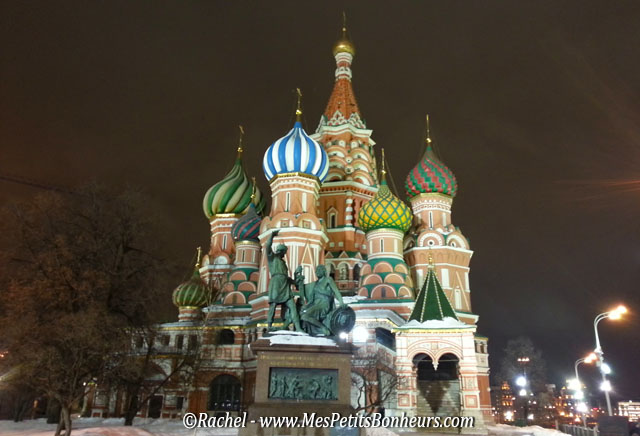 moscou cathedrale st basile nuit