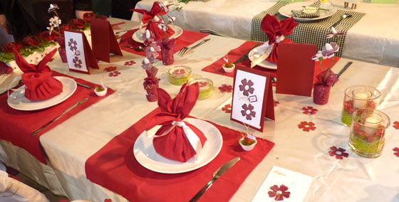 deco table rouge_fleurs