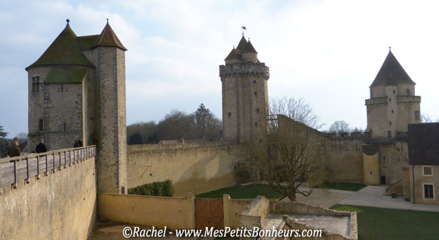 promenade entre les tours du château