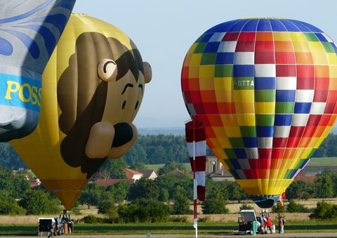 Chambley-2009-montgolfieres-dressées-4