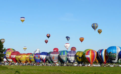 Chambley-2009-montgolfieres-décollage -1