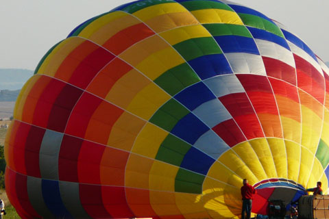 Chambley-2009-montgolfieres-gonflement-3