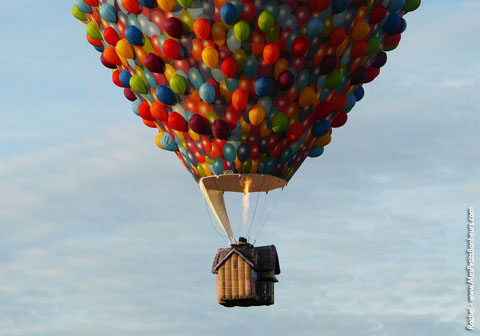 Mondial-air-ballon-la-haut-montgolfiere-pixar-chambley-2009-envol-2