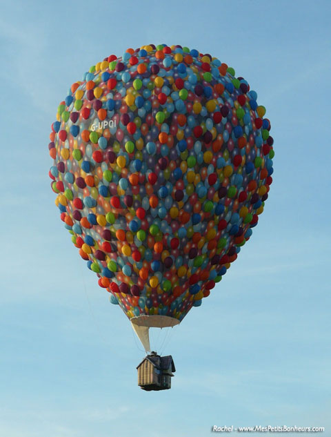 Mondial-air-ballon-la-haut-montgolfiere-pixar-chambley-2009-envol-3