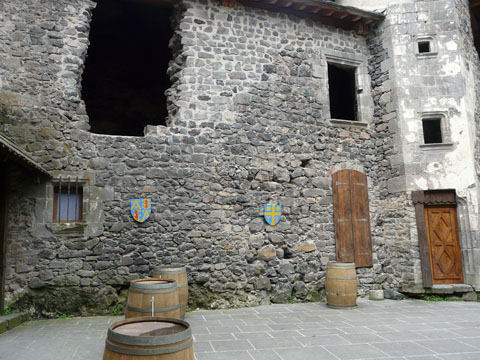 interieur chateau de murol