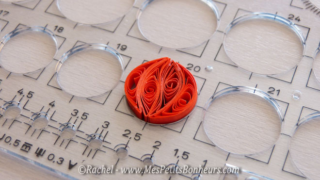 astuce quilling pour collage