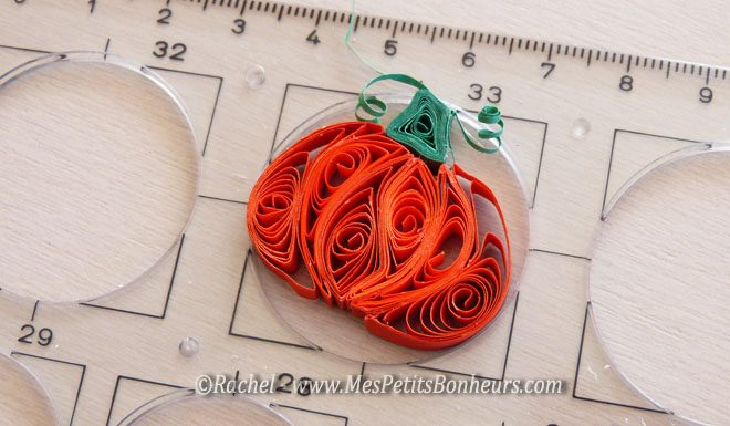 citrouille quilling taille 33 mm
