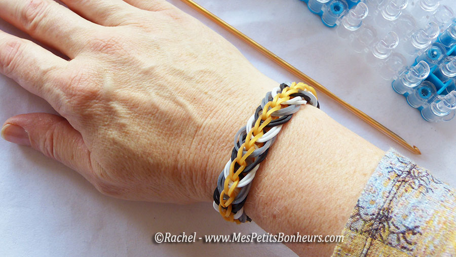 bracelet rainbow loom elastiques noir et doré