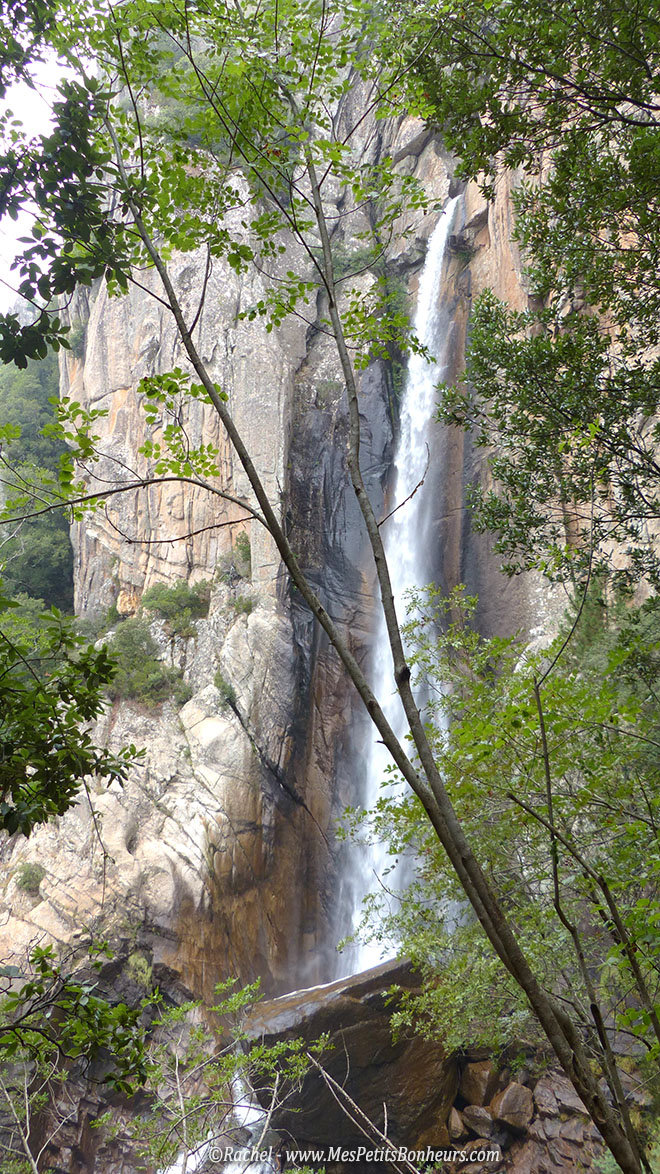 piscia di ghjaddu cascade de 60 metres
