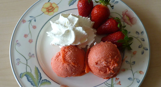 dessert fraises et glace maison