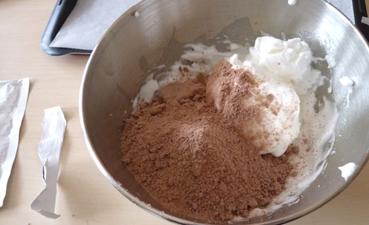 preparation pour macarons et blancs en neige