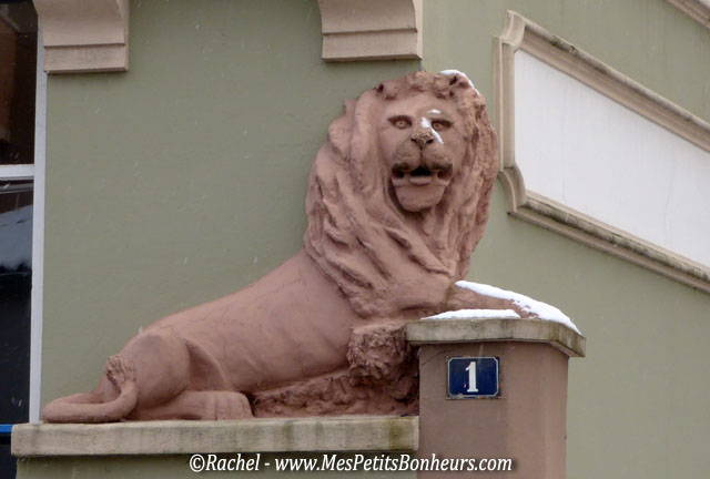 statue lion couché_belfort